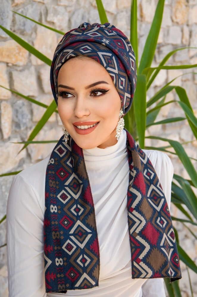 Lacivert Bordo Etnik Desenli Atkılı Bone