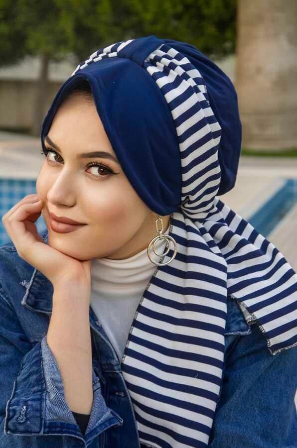 Lacivert Çizgili Desen Fularlı Şapka Bone