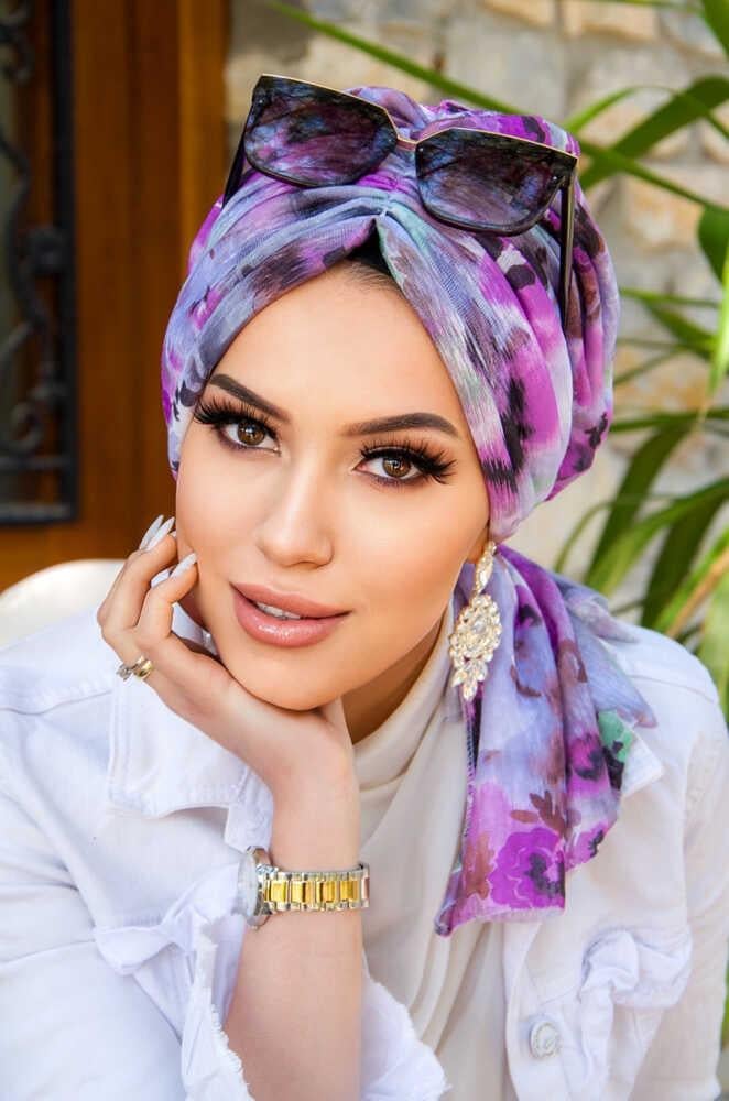 Lila Gri Çiçek Desen Tokalı Bone