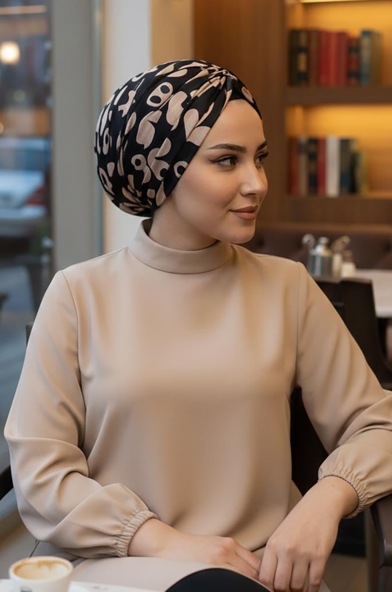 Mavi Tonlamalı Desenli Tokalı Bone