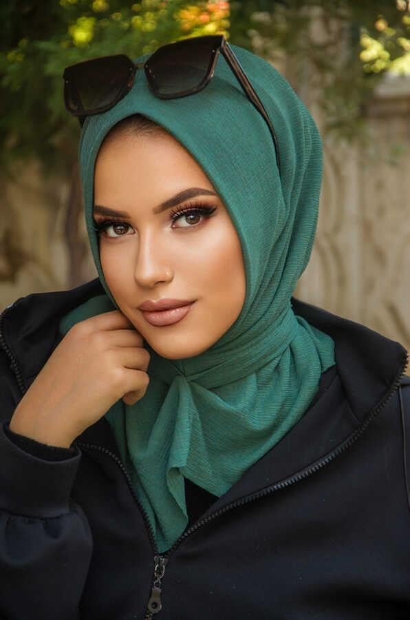 Petrol Yeşili Köpük Hazır Eşarp