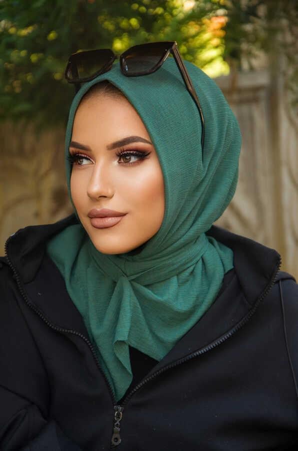 Petrol Yeşili Köpük Hazır Eşarp