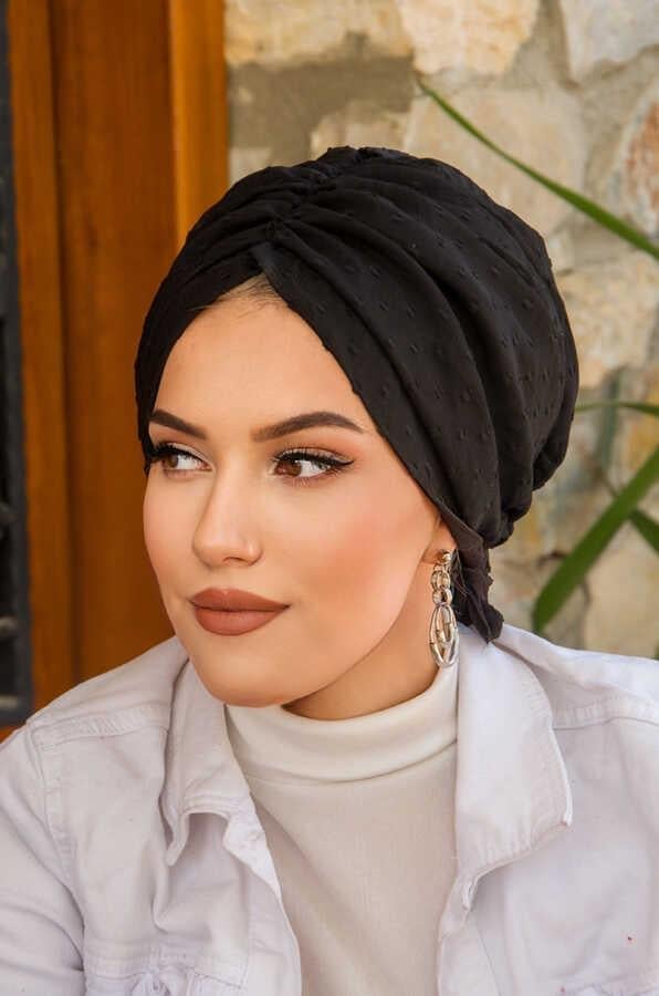 Siyah  Ponpon Tokalı Bone