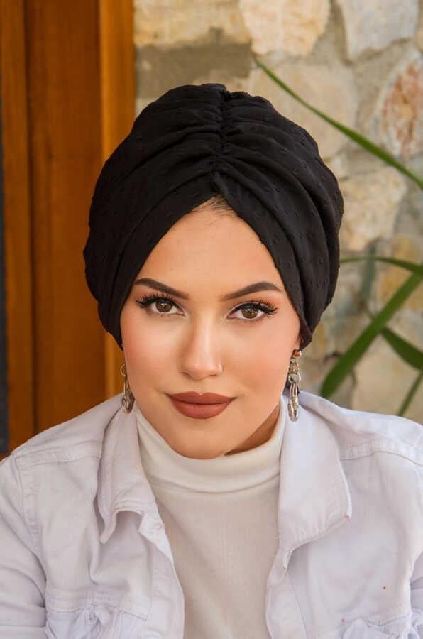 Siyah  Ponpon Tokalı Bone