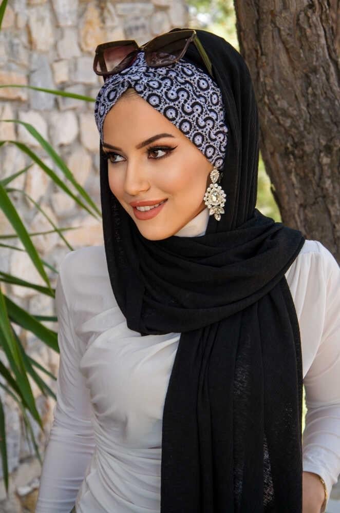 Siyah Beyaz  Büzgülü Hazır Şal