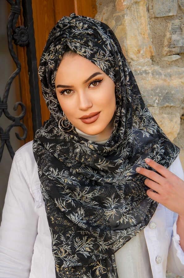 Siyah Beyaz Çiçekli Şifon Hazır Şal - 50600