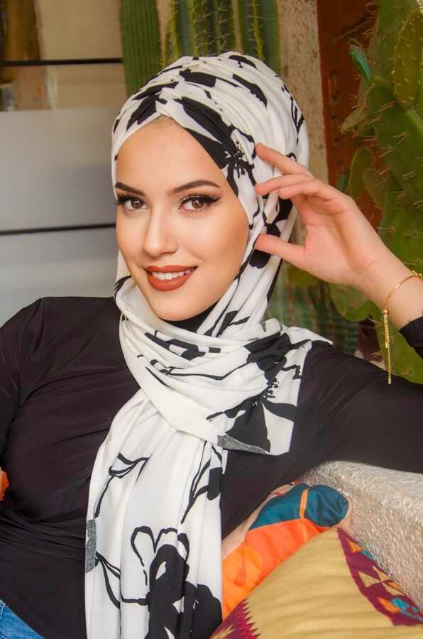 Siyah Beyaz Kelebek Model Büzgülü Bone Şal