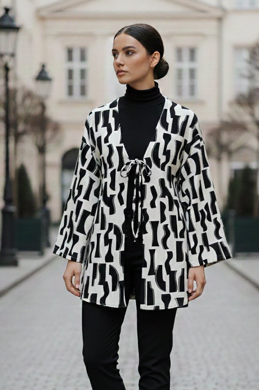Siyah Beyaz Önü Bağlamalı Kimono Tunik