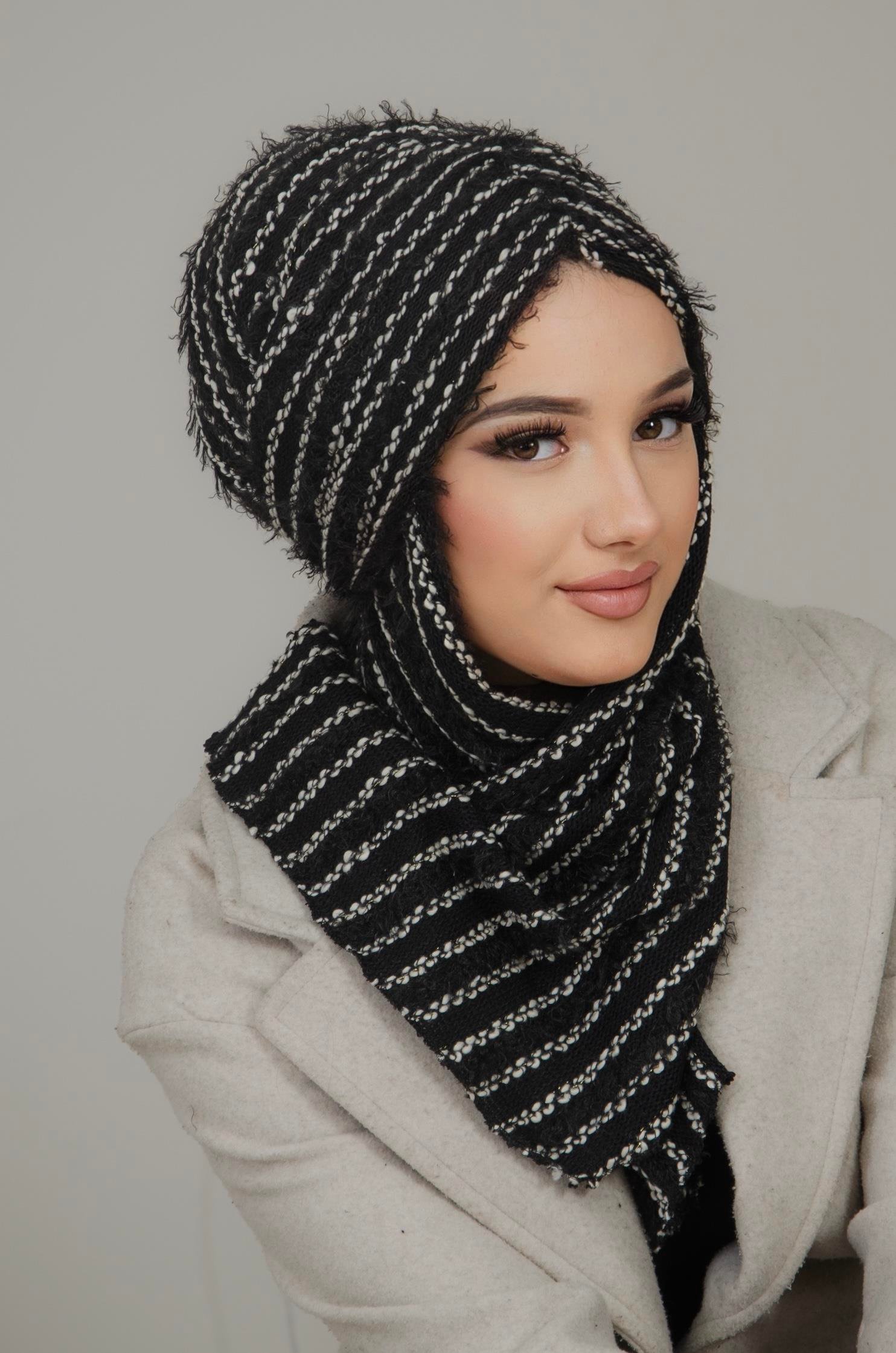 Siyah Çizgili Kelebek Model Büzgülü Bone Şal