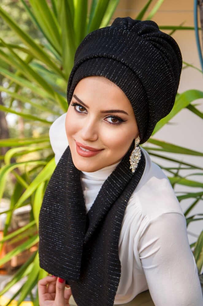 Siyah Fitilli Atkılı Bone