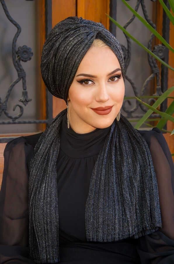 Siyah Gümüş Simli Piliseli Abiye Tokalı Bone