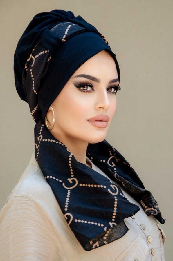 Siyah Marka Desen Fularlı Bone