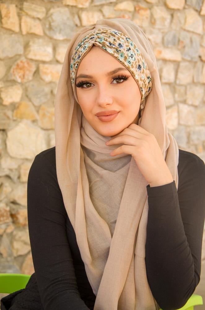 Siyah Marka Yazı Desen Hazır Şal