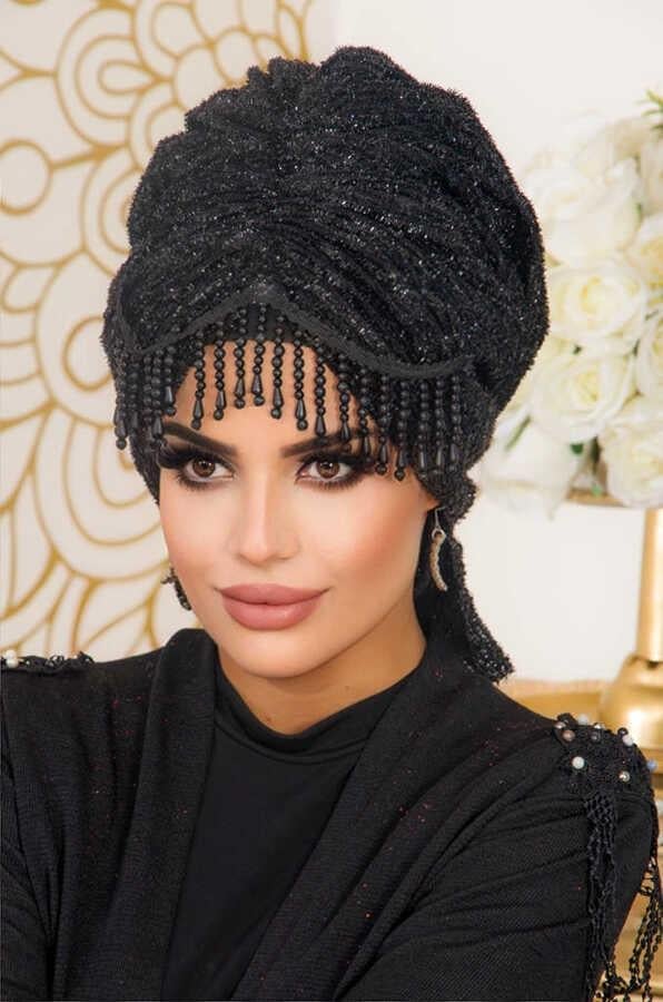 Siyah Sarkaçlı Abiye Tokalı Bone