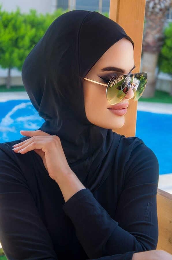 Siyah Yüzücü Bonesi