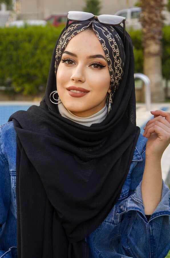 Siyah Zincir Desenli Büzgülü Hazır Şal