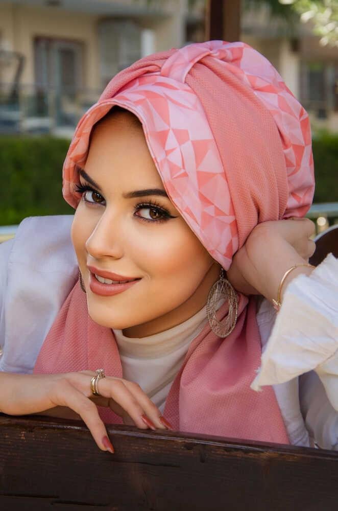 Somon Pudra Desen Fularlı Şapka Bone