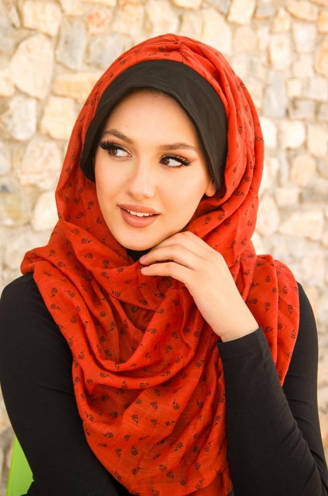 Taba Çiçek Baskılı Şapkalı Şal