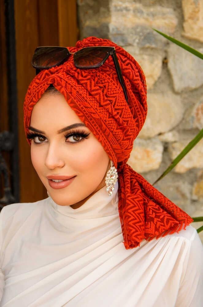 Turuncu Dantel Tokalı Bone