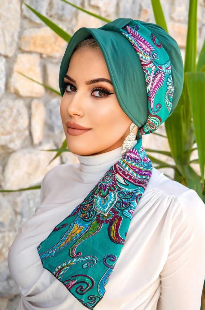 Zümrüt Etnik Desenli Şapka Bone