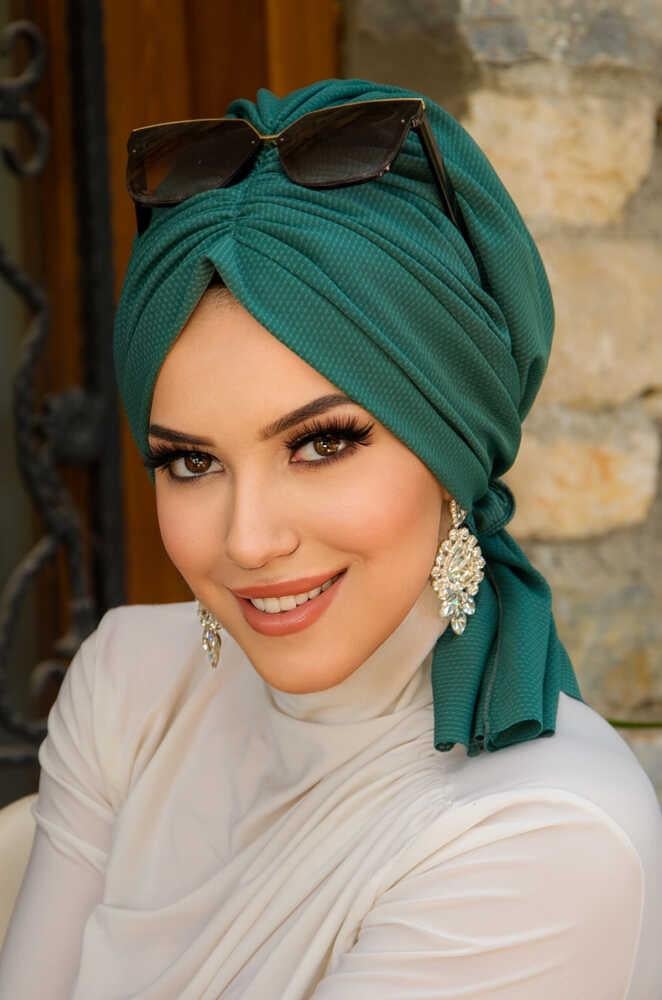 Zümrüt Tokalı Bone