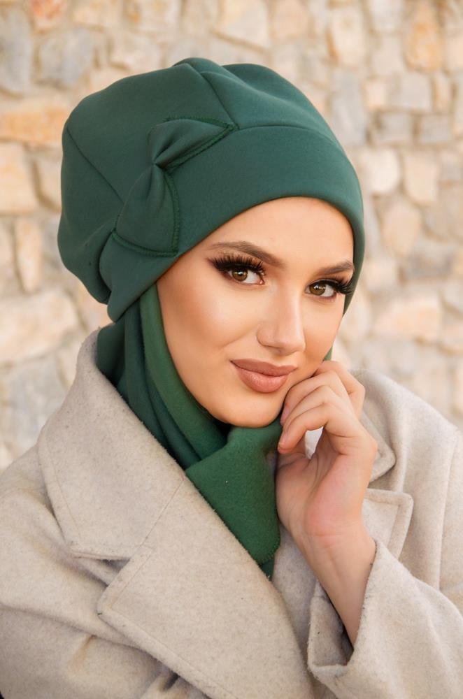 Zümrüt Yeşili Fiyonklu Tesettür Bere