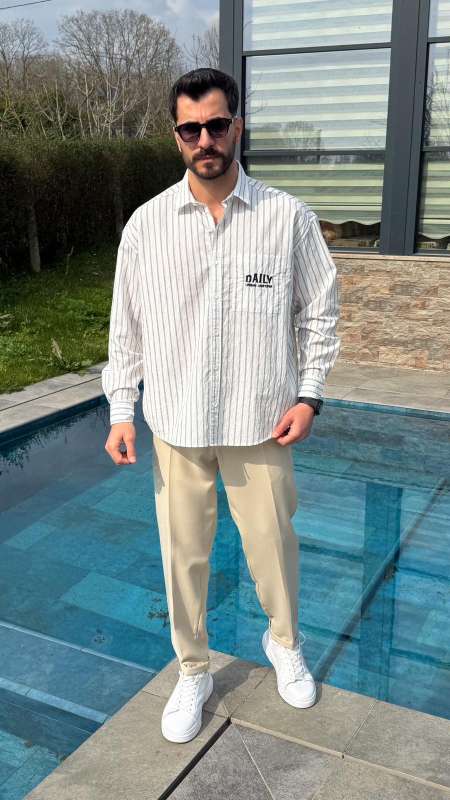 Beyaz Daily Nakışlı Çizgili Oversize Gömlek