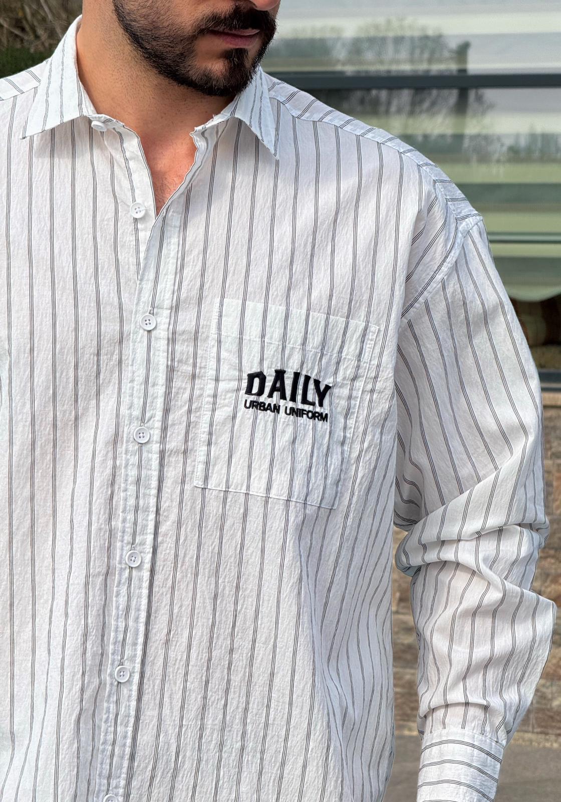 Beyaz Daily Nakışlı Çizgili Oversize Gömlek