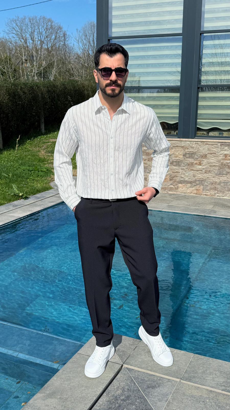 Beyaz Premium Yazlık İnce Çizgili Gömlek