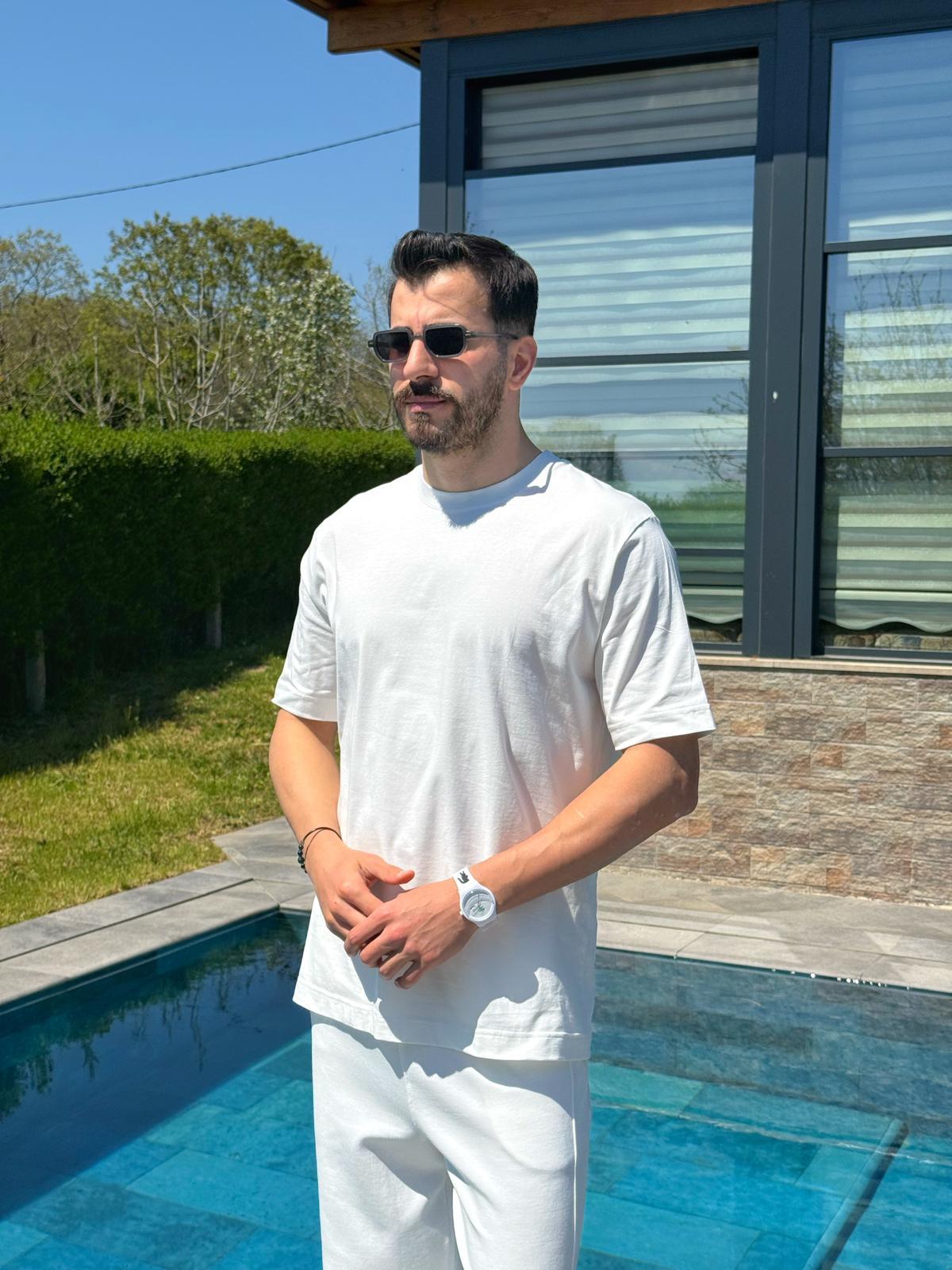 Beyaz Yazlık Basic Oversize T-Shirt