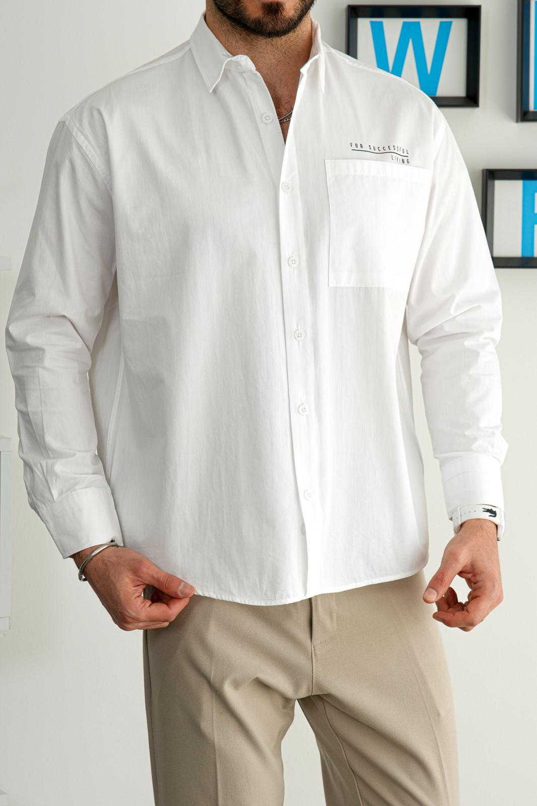Beyaz Yazlık Oversize Baskılı Cepli Gömlek