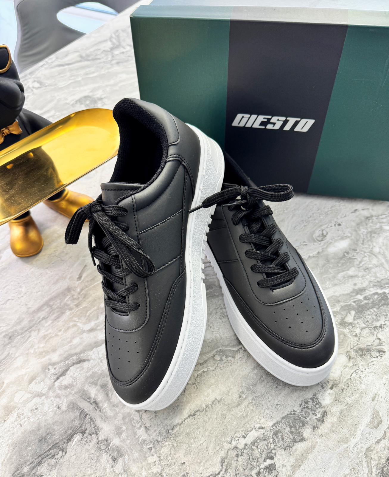 Giesto Klasik Yüksek Tabanlı Siyah Sneaker