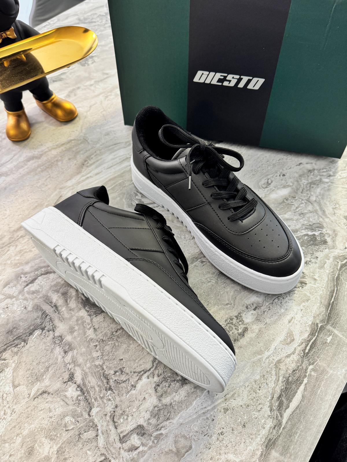 Giesto Klasik Yüksek Tabanlı Siyah Sneaker
