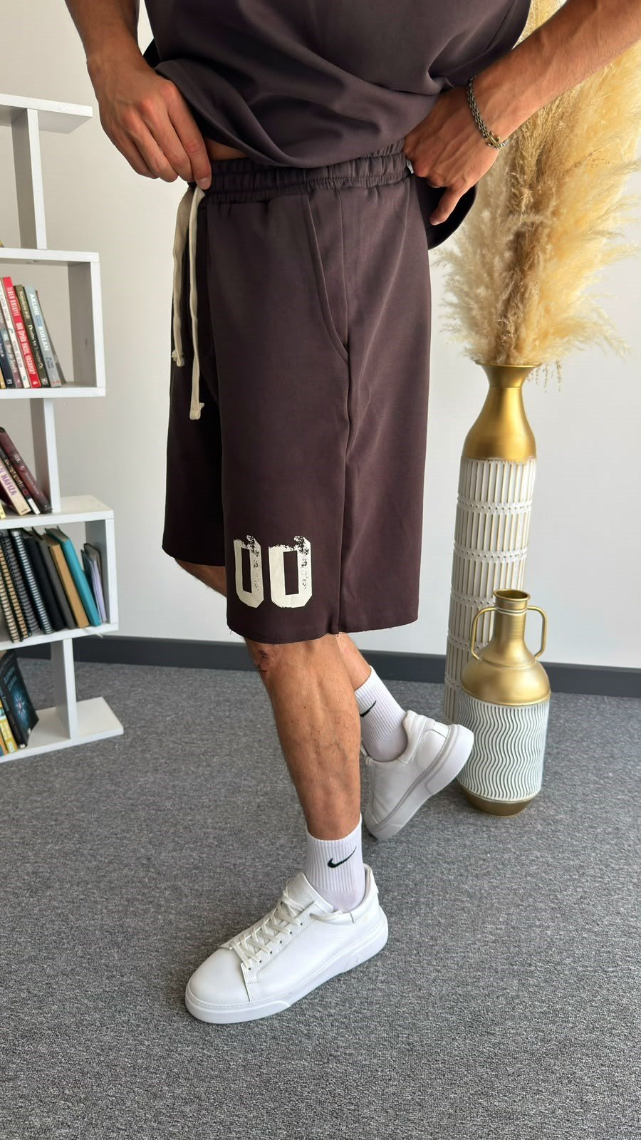 Kahverengi 00 Baskılı Sıfır Kol Oversize Takım