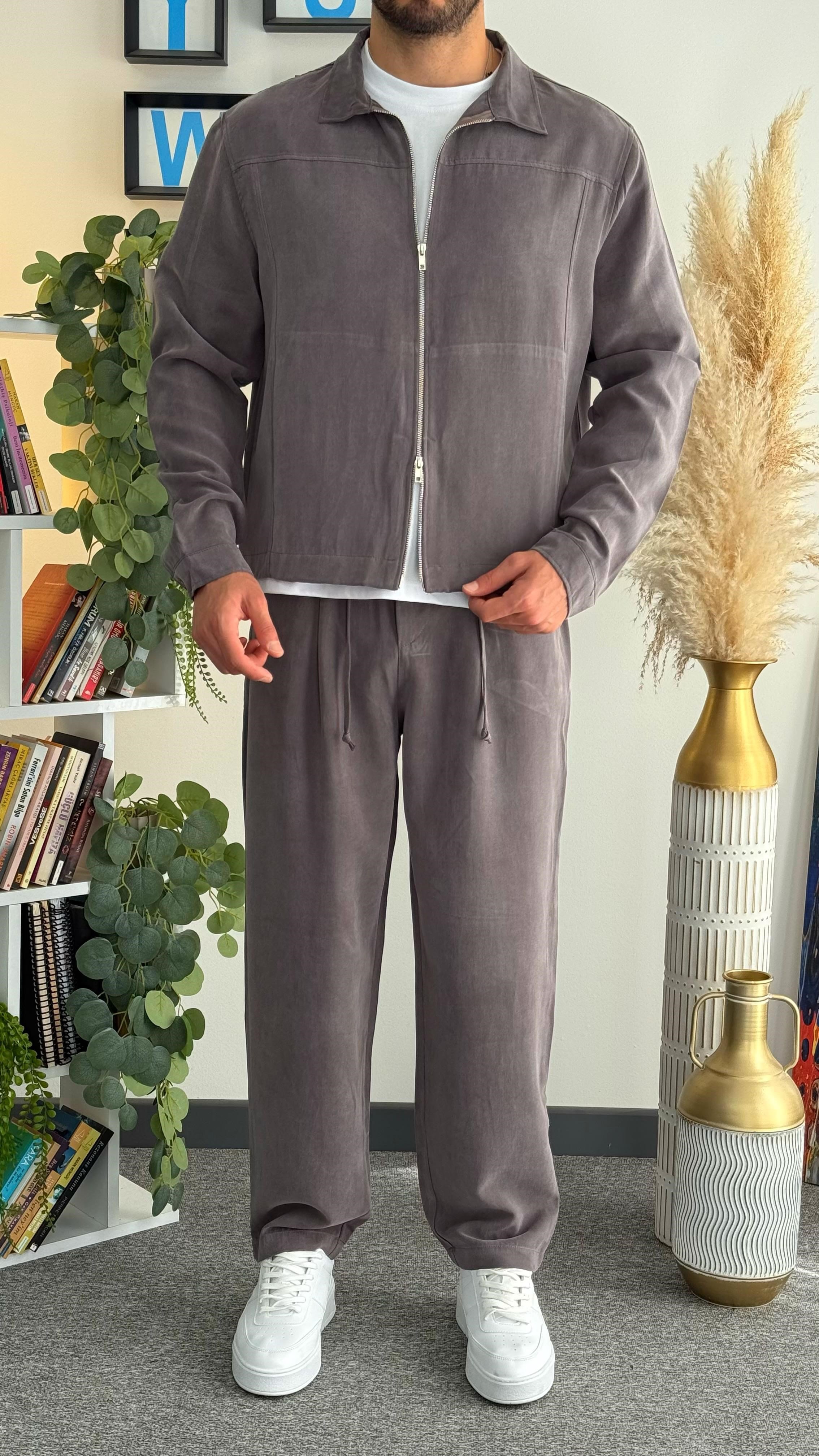 Kahverengi Tencel Dokulu Takım (Crop Tencel Ceket- Baggy Tensel Pantolon)