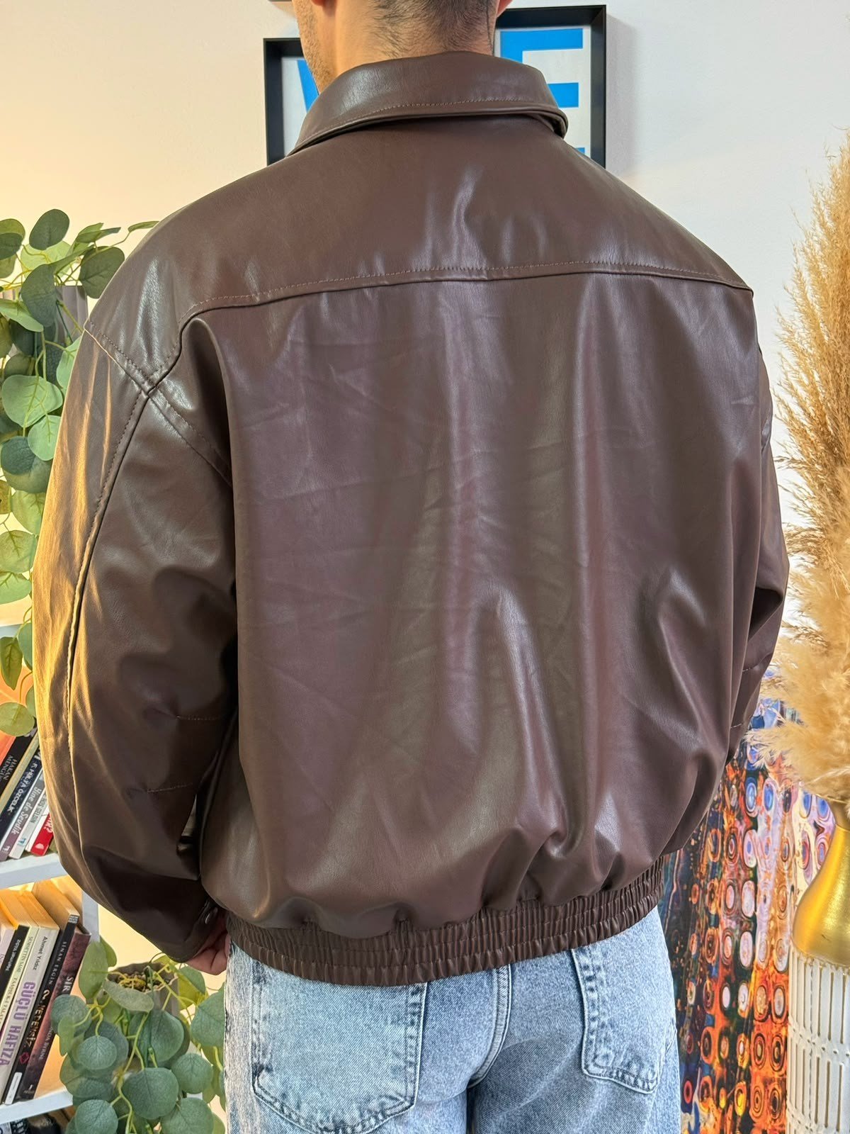 Kahverengi Vintage Oversize Tokalı Deri Mont