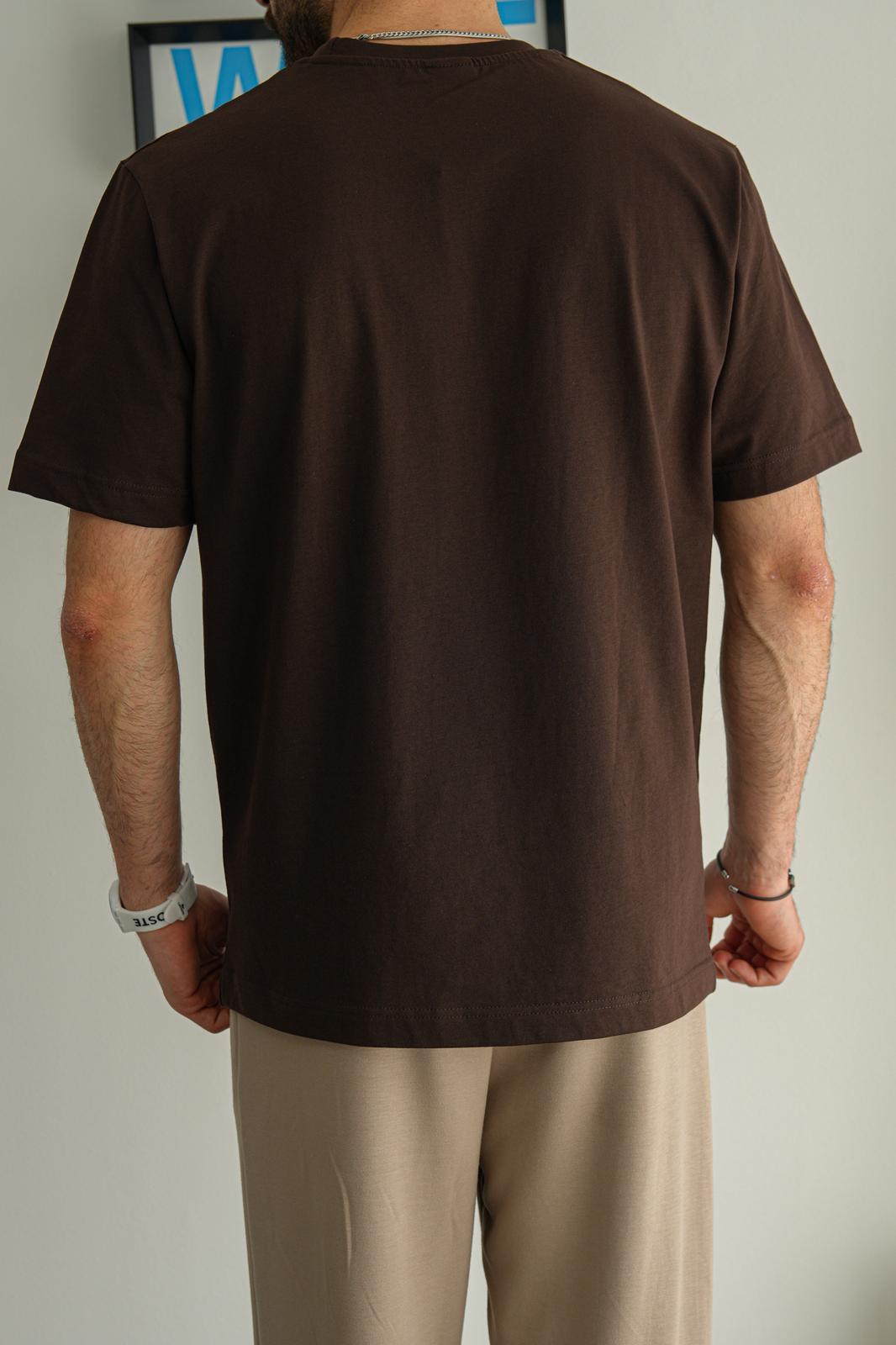 Kahverengi Yazlık Minimal Nakışlı Premium Basic T-Shirt