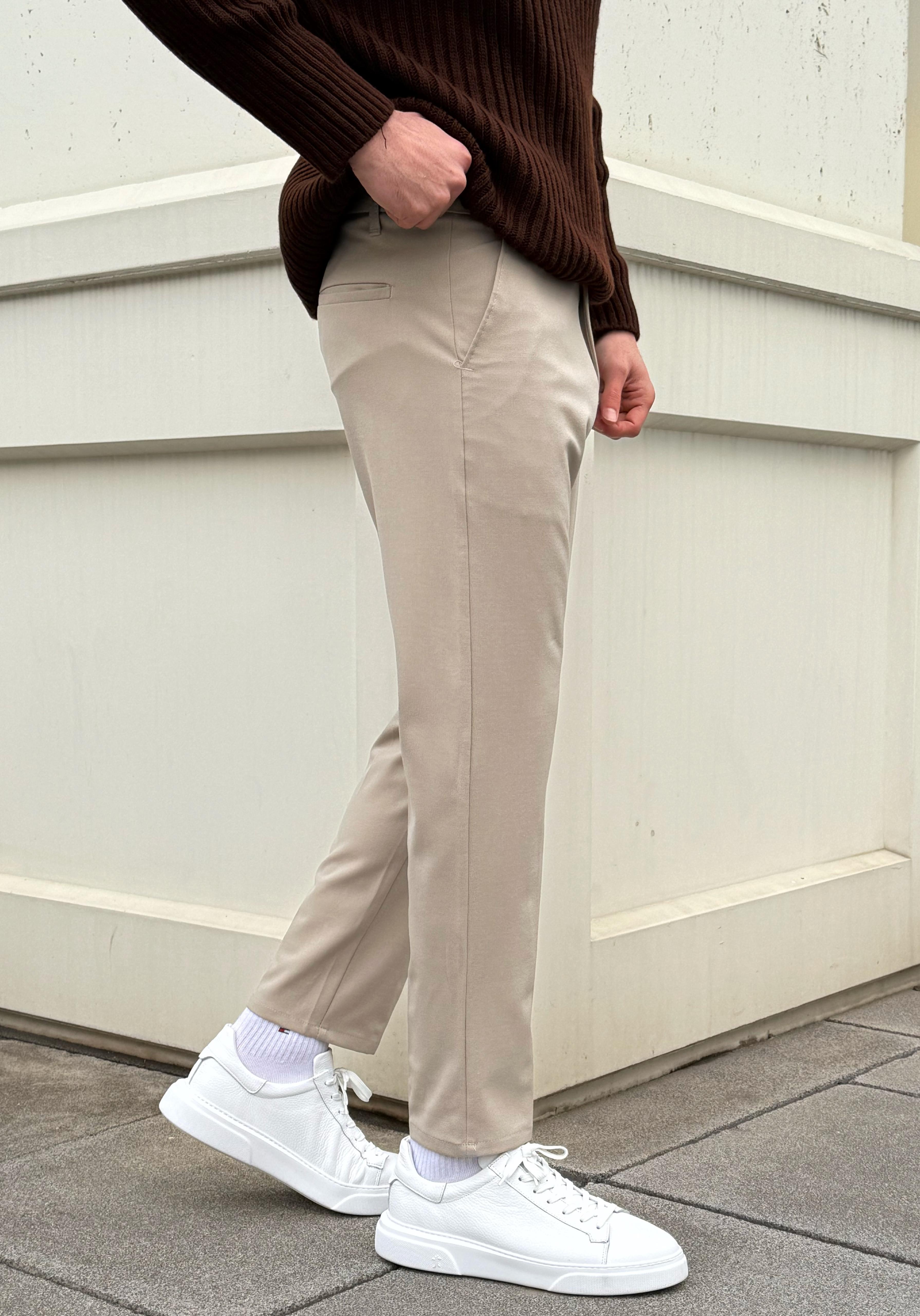 Krem Regular Kesim Kumaş Pantolon