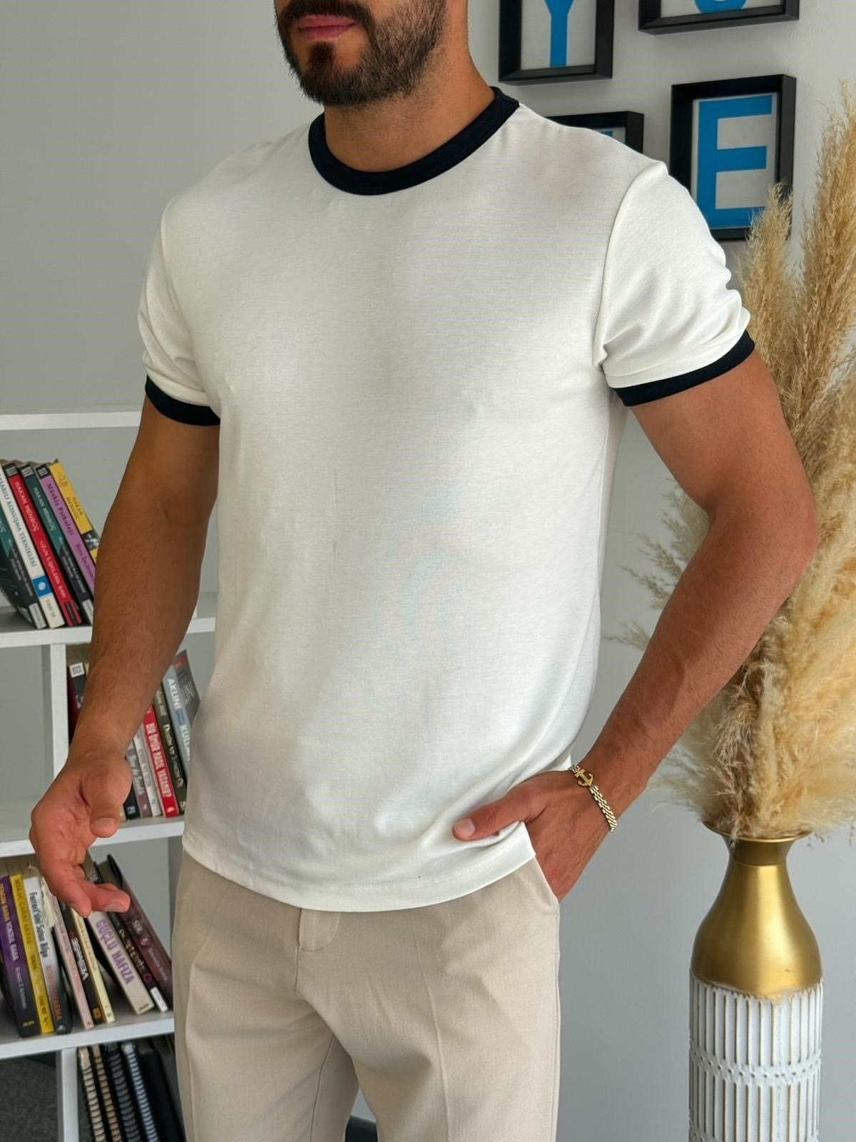 Krem Tam Kalıp Ribanalı T-Shirt