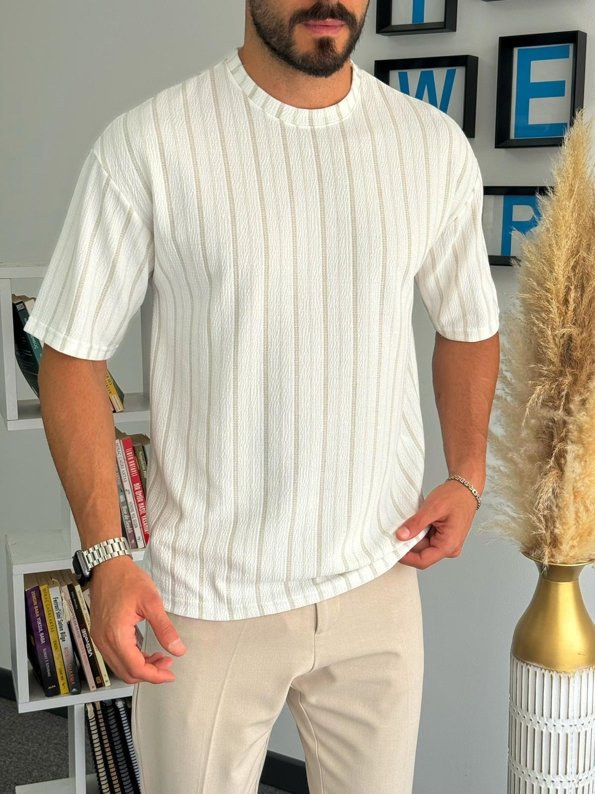 Krem Yarım Oversize çizgili Bisiliklet Yaka T-Shirt