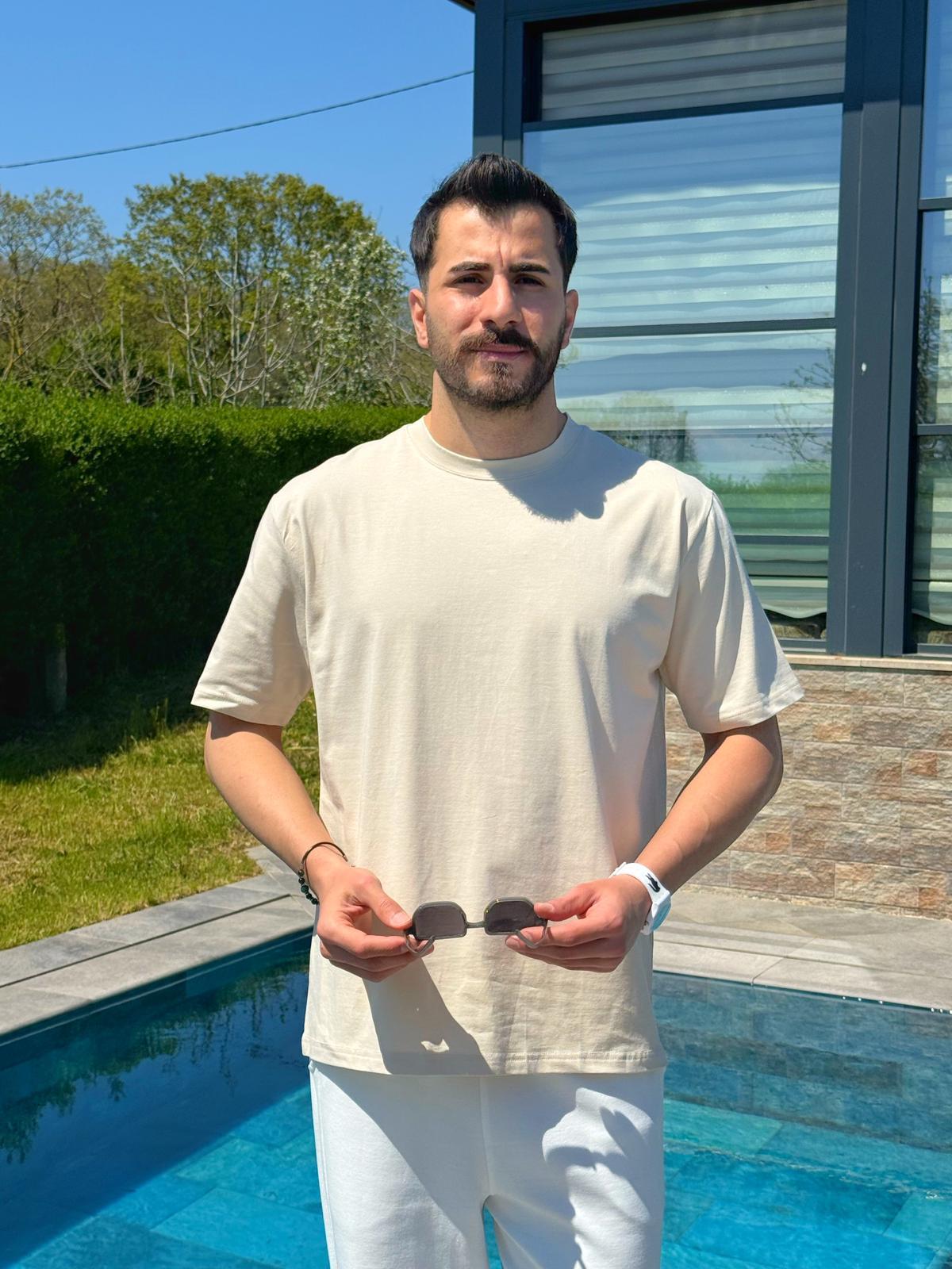 Krem Yazlık Basic Oversize T-Shirt