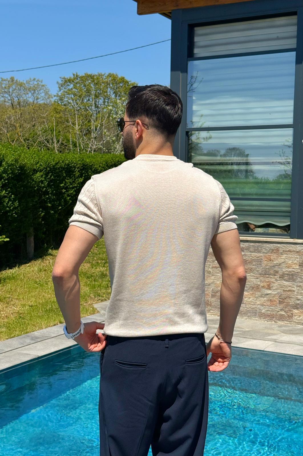 Krem Yazlık Pamuklu Örgü Desenli Triko Tişört