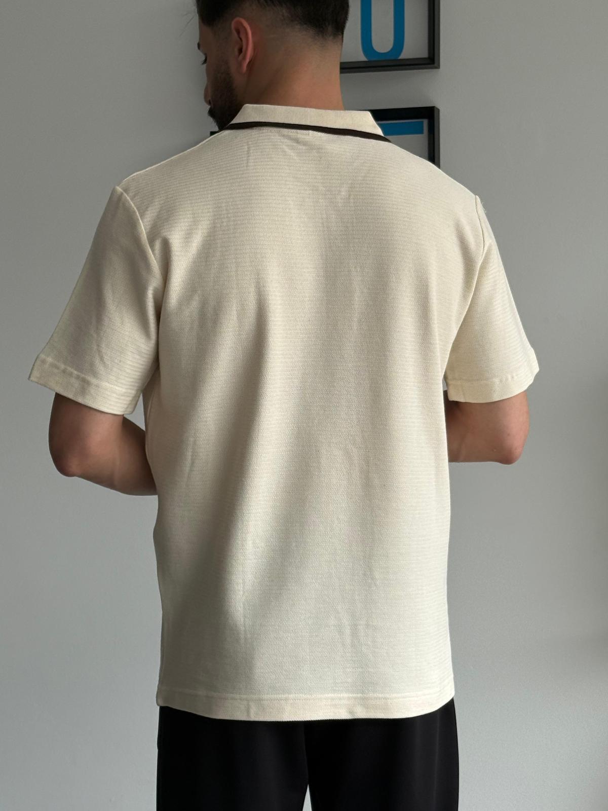 Krem Yazlık Tam Kalıp Kendinden Desenli Polo Yaka T-Shirt