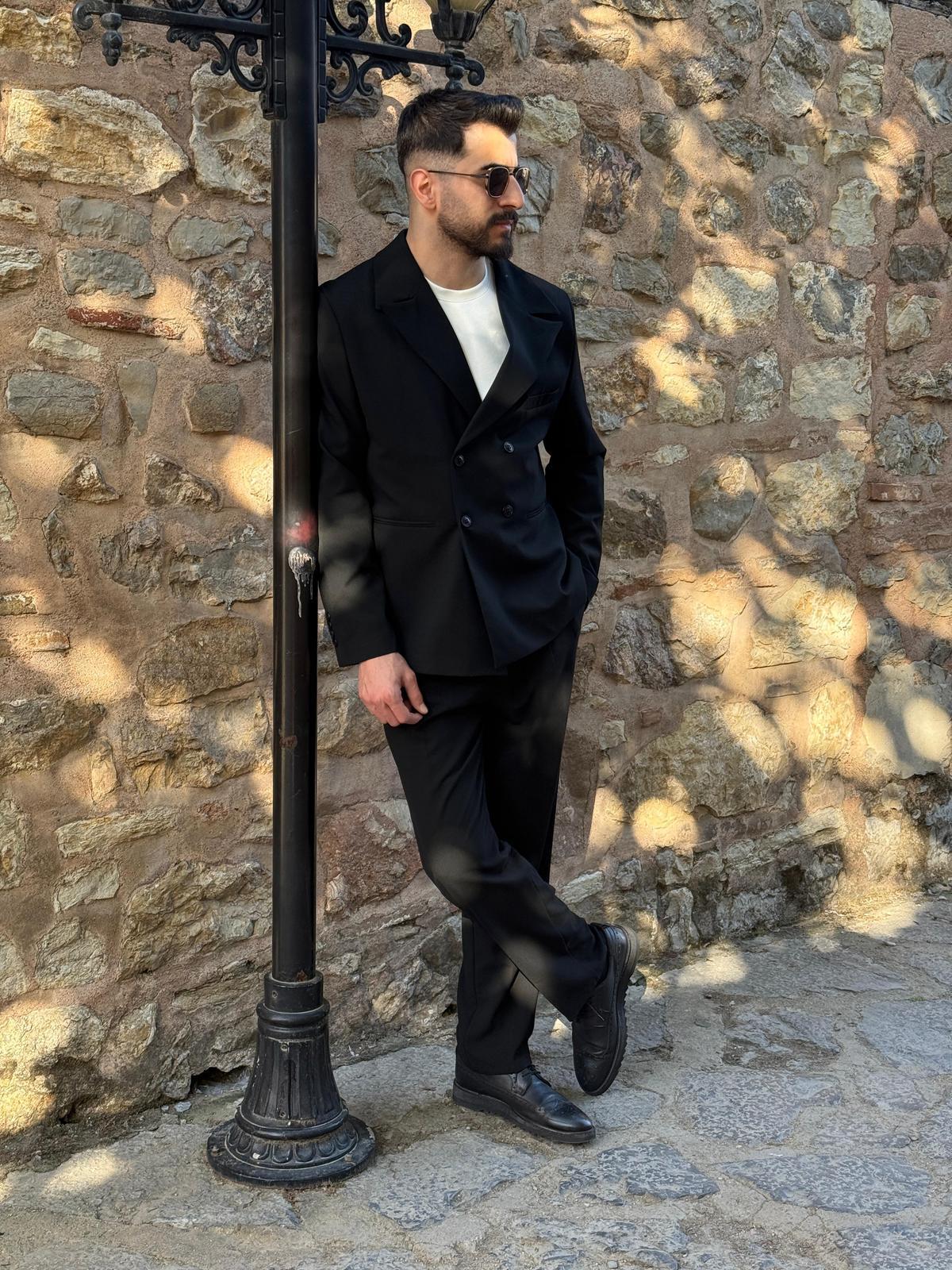 Kruvaze Takım Siyah