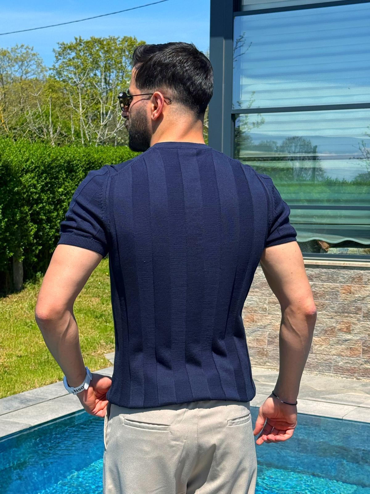 Lacivert Kalın Çizgili Hakim Yaka Pamuklu Triko T-Shirt