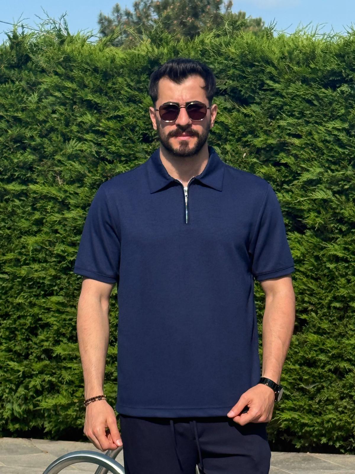 Lacivert Yarım Fermuarlı Regular Kesim T shirt