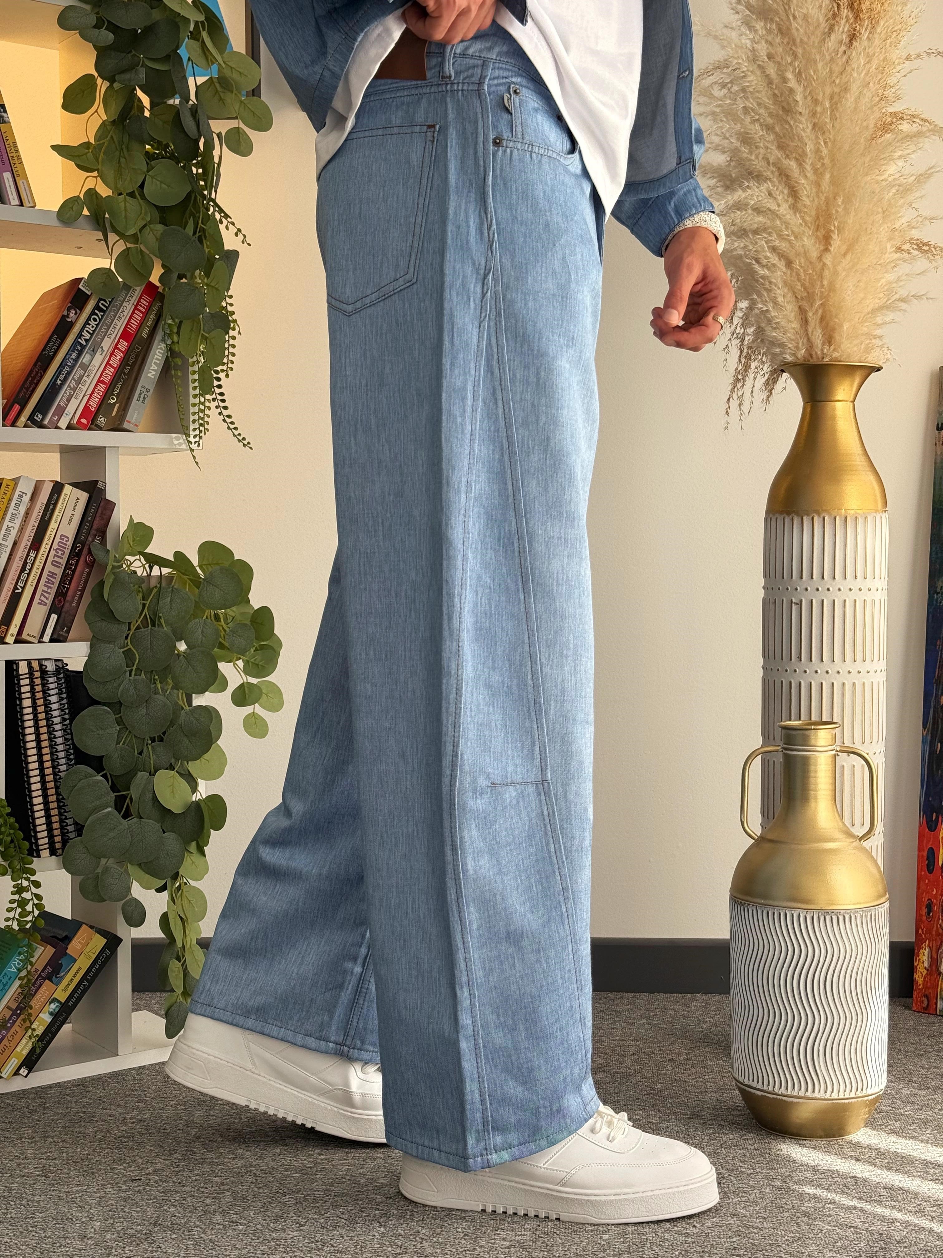 Mavi Crop Kesim Denim Takım (Crop Denim Ceket-Baggy Denim Pantolon)