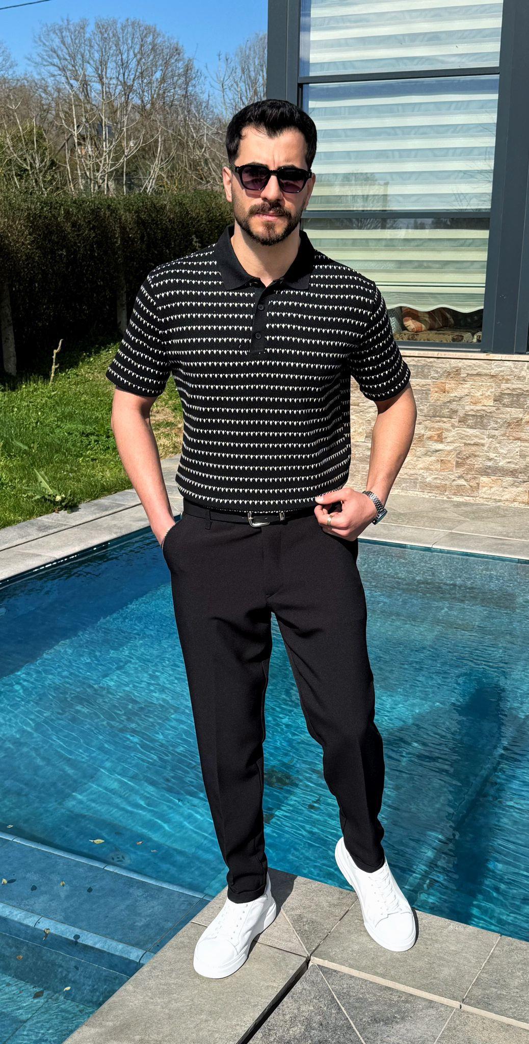 Siyah Dokulu Yazlık Polo Yaka T-Shirt