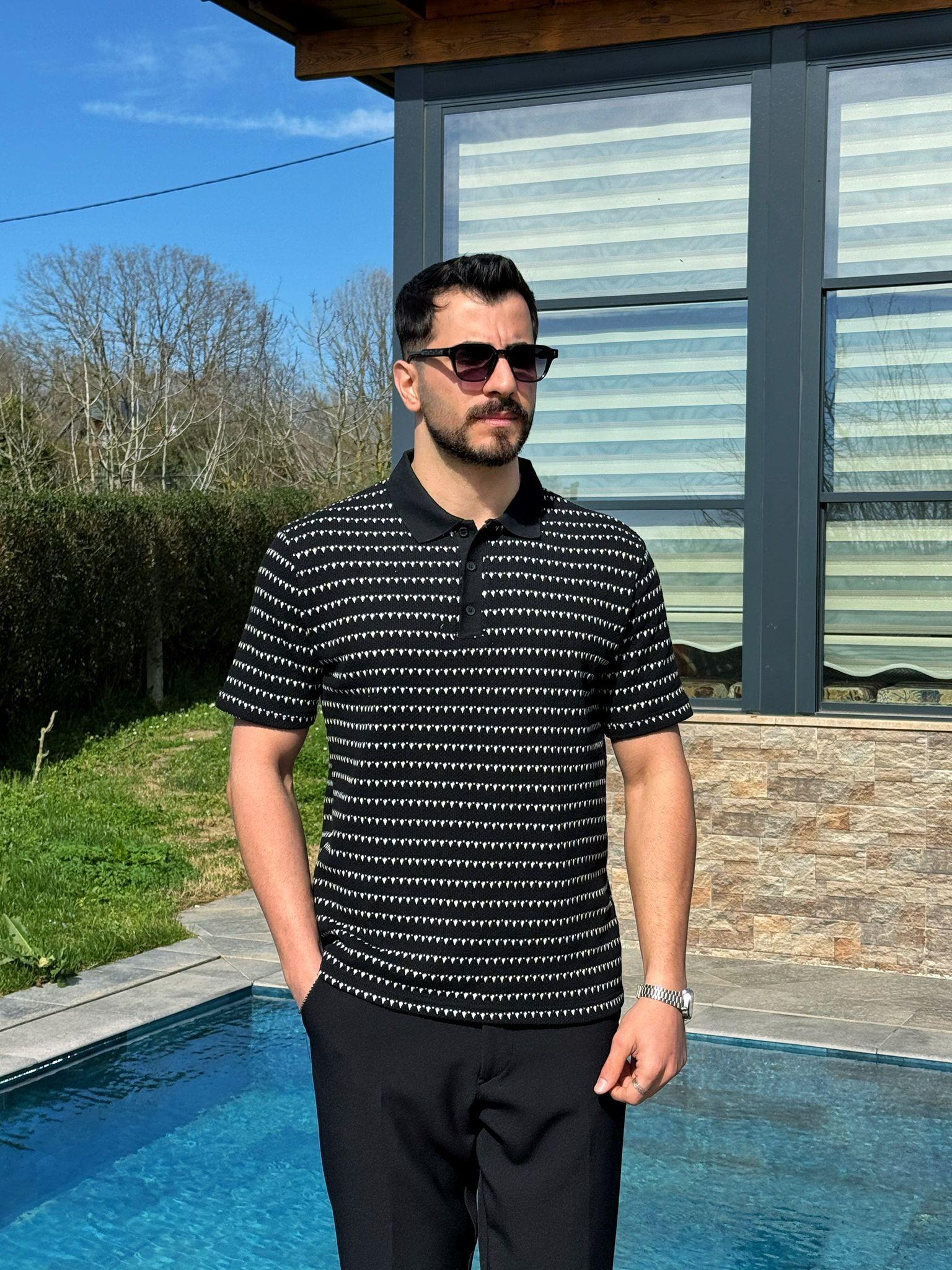 Siyah Dokulu Yazlık Polo Yaka T-Shirt