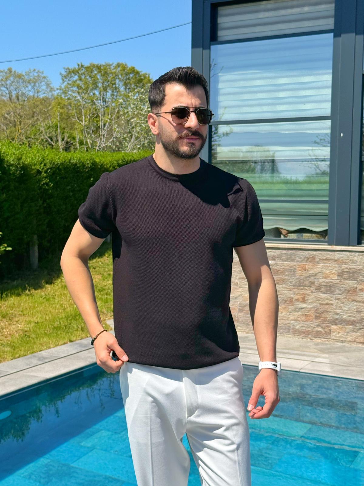 Siyah İnce Dokulu Yazlık Tam Kalıp Pamuklu Triko T-Shirt